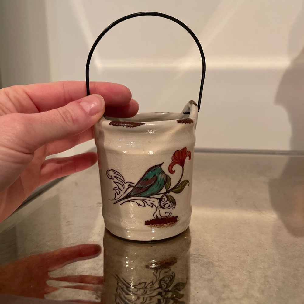 Vintage Bird Bucket 🪣
